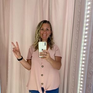 Meet your Posher, Alison